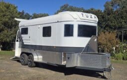 Tuza Floats 2HAL Camper 2018