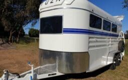 Tuza Floats – Tuza Racing 4 Horse Angle Loader 2025